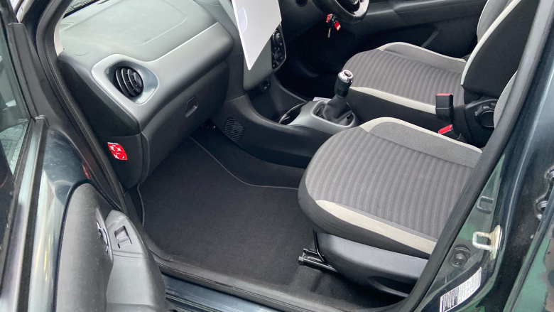 Toyota Aygo 1.0 VVT-i X-Play 5dr Petrol Hatchback